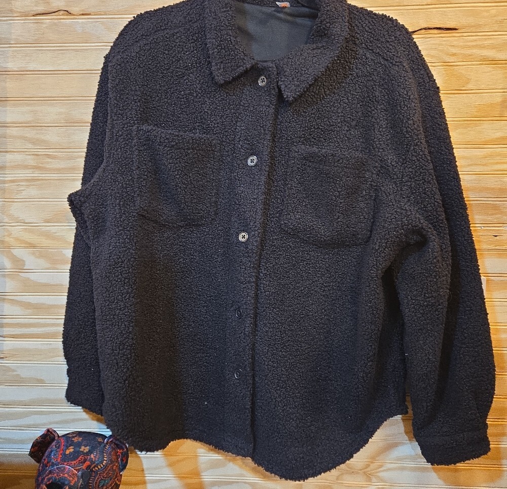 MONO B Cozy Black Sherpa Shacket - Women's Jacket & Coat - Picture 4 of 5